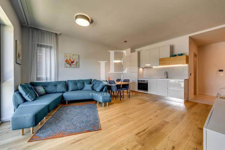       Elegant one-bedroom apartment in a prestigious gated comple