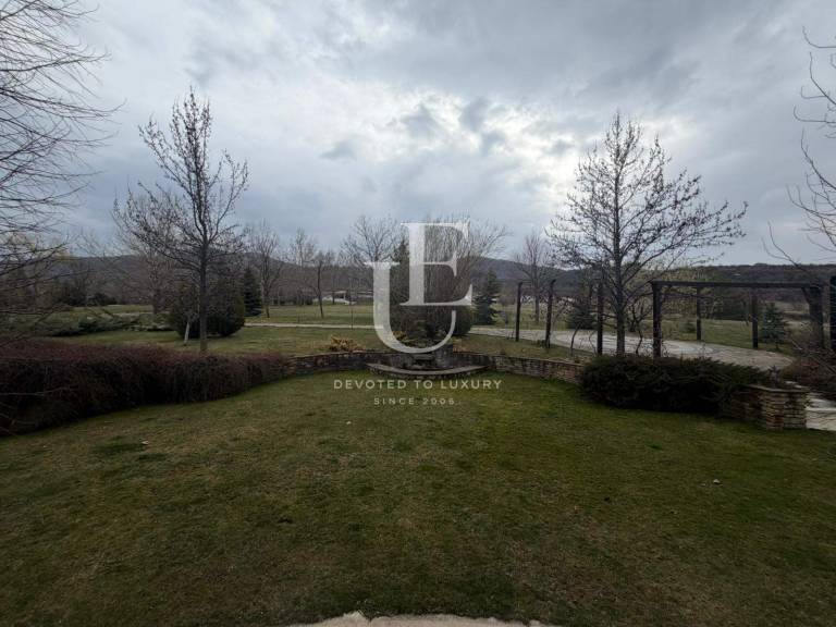 Парцел за продажба в гр.Банкя в близост до Пътека на здравето