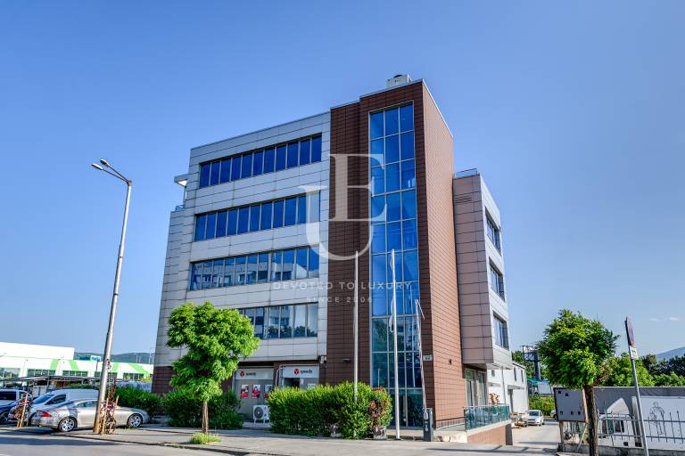 Entire office building for rent next to Tsarigradsko Shose Blvd.