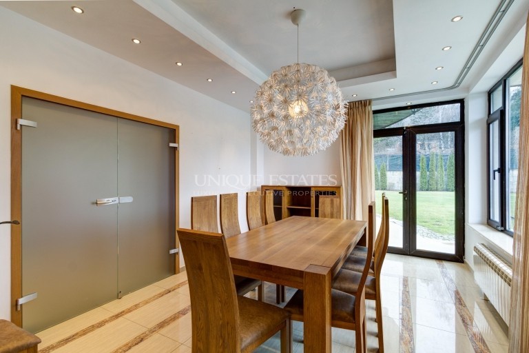 Wonderful house with six bedrooms in Simeonovo for rent