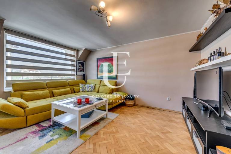 Слънчев и стилен апартамент за продажба в кв. Павлово 