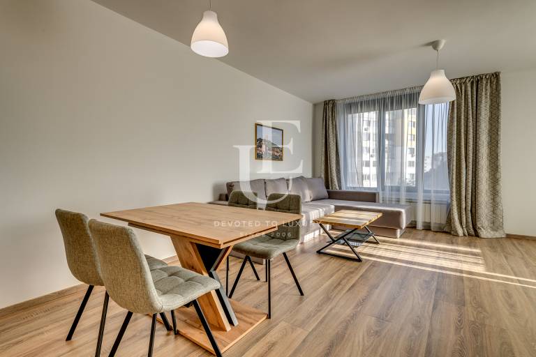 Светъл тристаен апартамент под наем в кв. Стрелбище в нова сграда