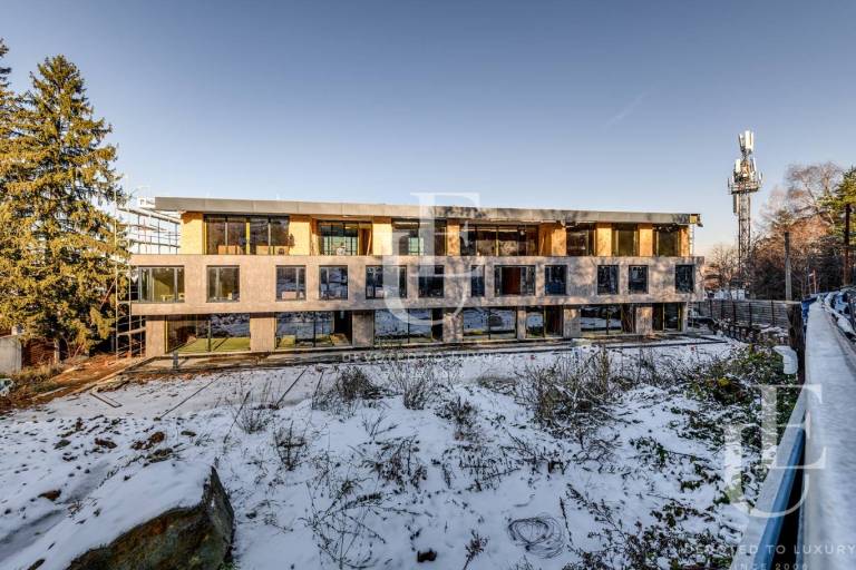 Modern terraced house at the foot of Dragalevtsi