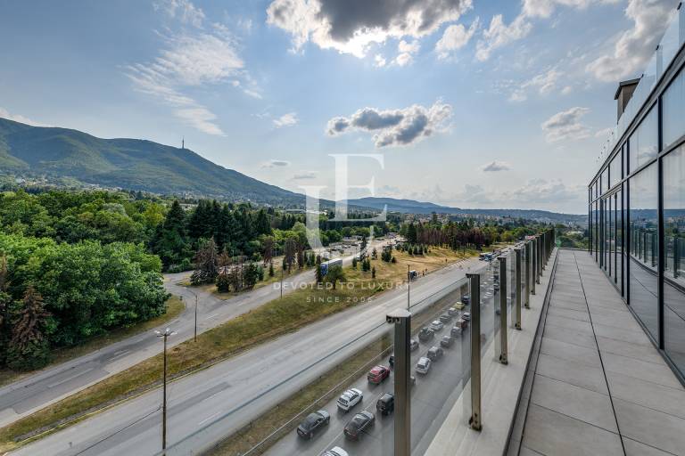 Луксозен пентхаус за продажба в кв. Бояна 