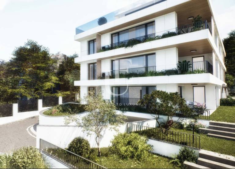 Тристаен апартамент за продажба в бутикова сграда в кв. Бояна