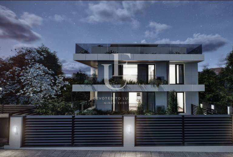 Просторен четиристаен апартамент с усещане за къща в кв. Бояна