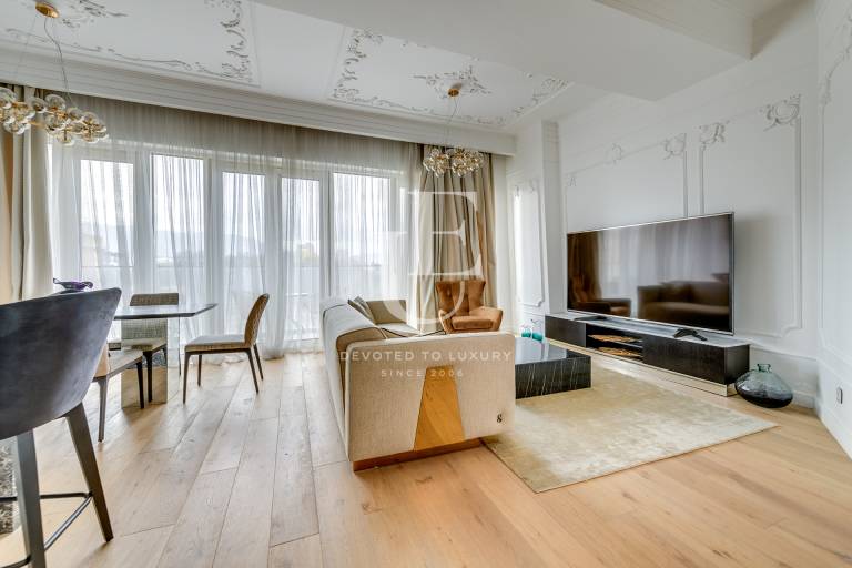 Luxurious Three-Bedroom Apartment for Rent in Lozenets District