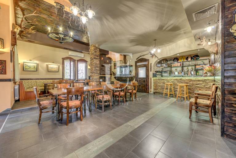 Работещ ресторант за продажба в кв. Младост