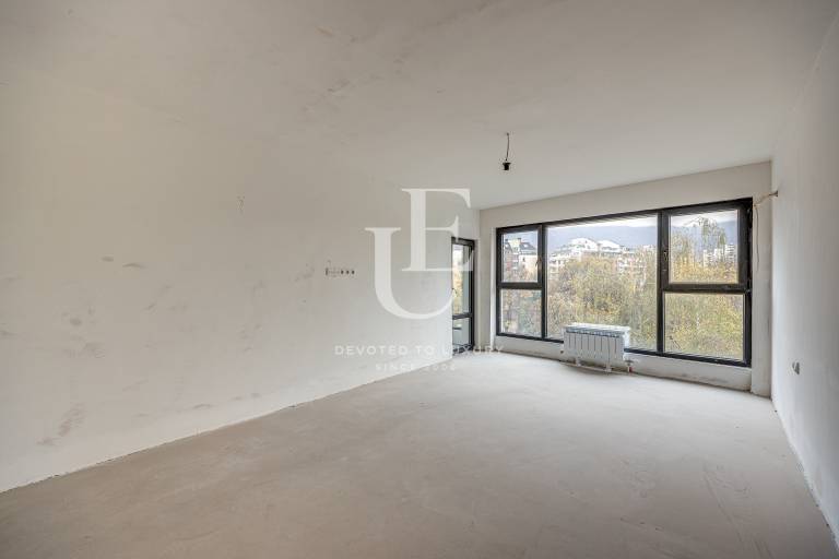 Кв.Гоце Делчев, просторен двустаен апартамент за продажба