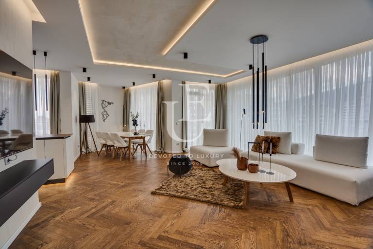 Стилен, чисто нов апартамент с уникални гледки на бул. България