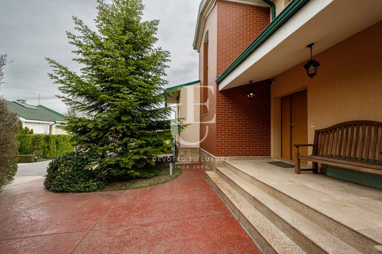 Beautiful House for Rent in a Gated Community in Dragalevtsi