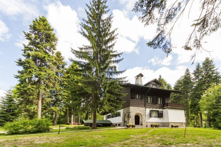 Wonderful house for sale in the picturesque resort of Borovets