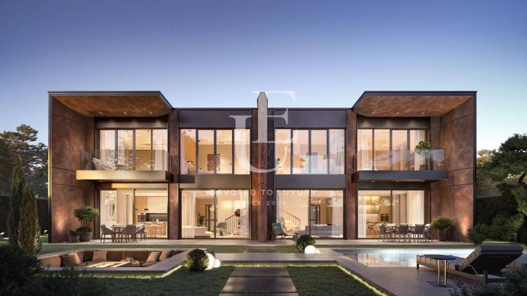 Изключителна самостоятелна къща на 3 нива в затворен комплекс