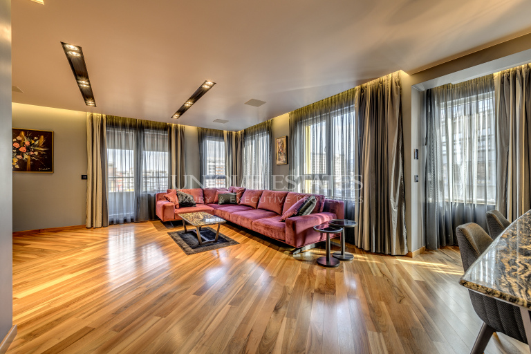     Elegant Designer Apartment for Sale in the Southern Region   