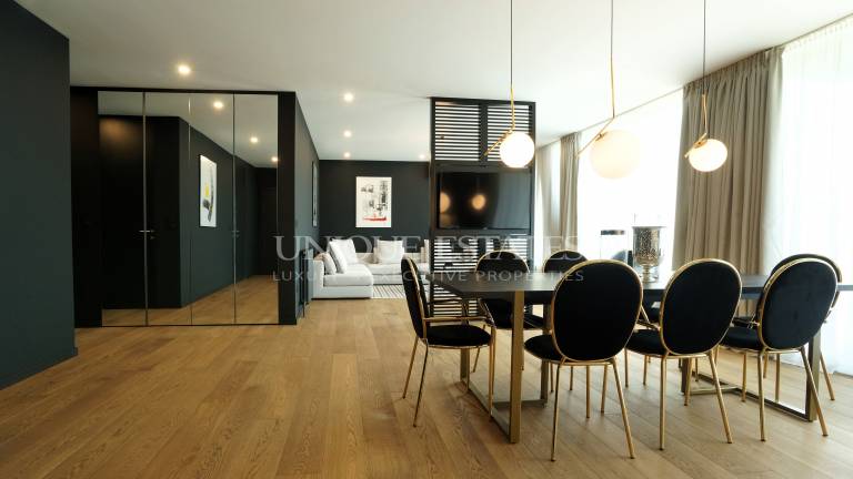 Прекрасен апартамент за продажба с хубави гледки на бул. България