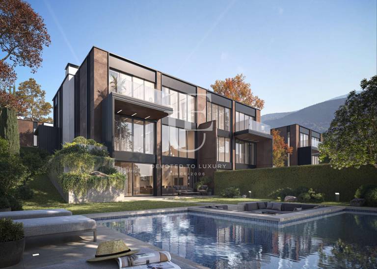 Къща близнак за продажба със собствен двор в затворен комплекс