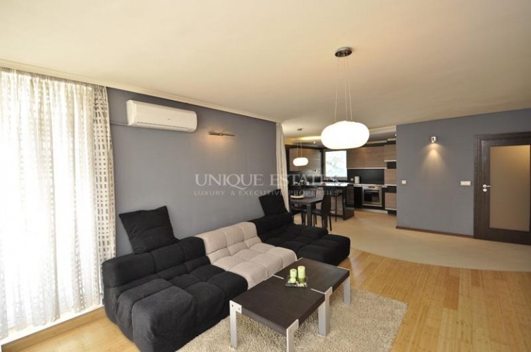 Cozy apartment for sale close to South park