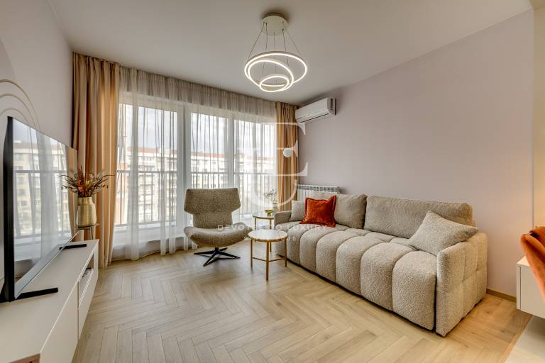 Exclusive property with urban comfort and elegance