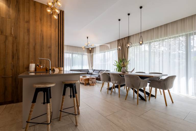 Stylish House with Modern Design near Lozenets