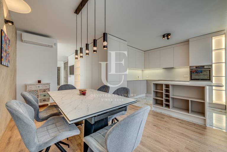 Three-bedroom maisonette for rent near South Park