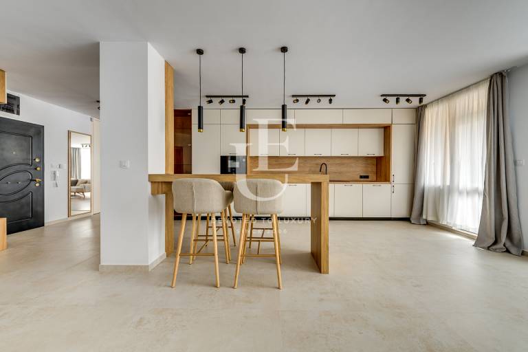 Luxurious Multi-Room Apartment in Manastirski Livadi for Rent