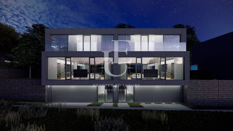 Exceptional Next-Generation Home in the Botanical Garden Area