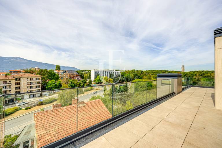 Impressive Two-Level Penthouse with Unique Views in Iztok Distric