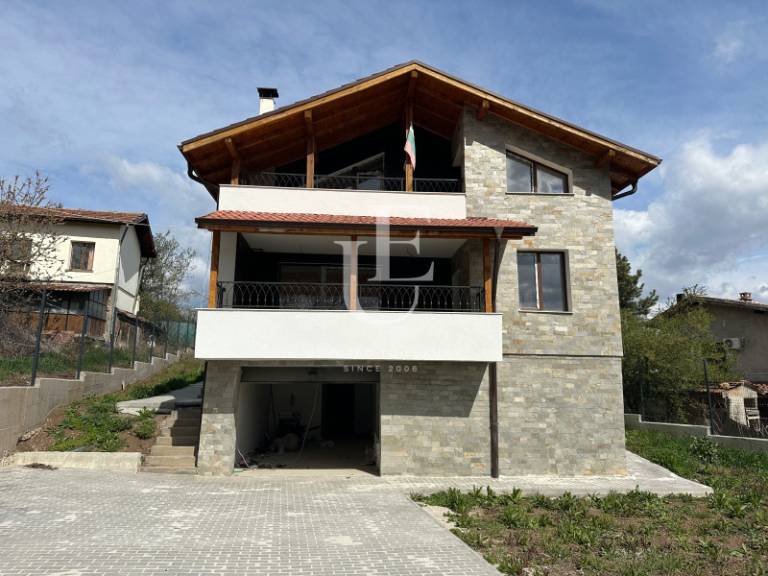 Lovely, family house 15 km. from the center of Sofia