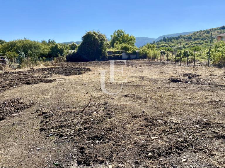 Sunny plot for sale in Kokalyane
