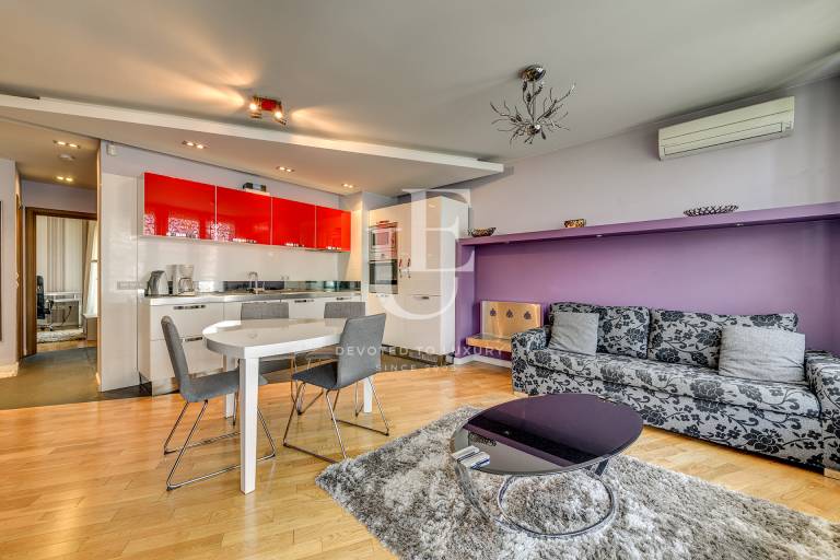 Two-bedroom apartment for rent in Oborishte area