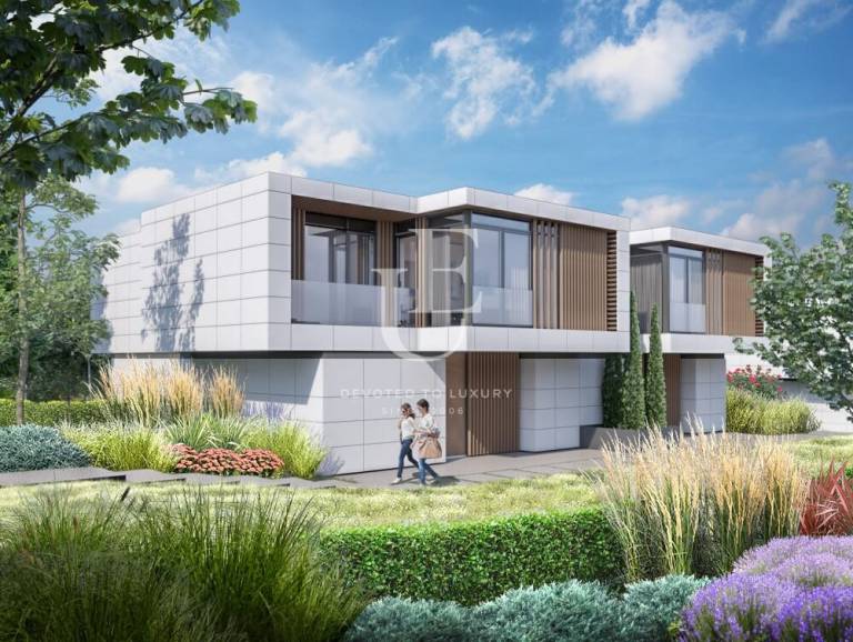 Semi-detached house in a complex in the city of Sofia