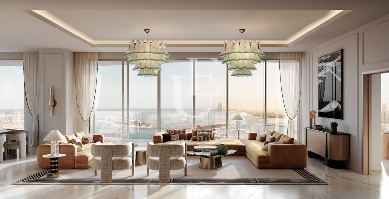 Луксозен апартамент с една спалня и достъп до частен плаж