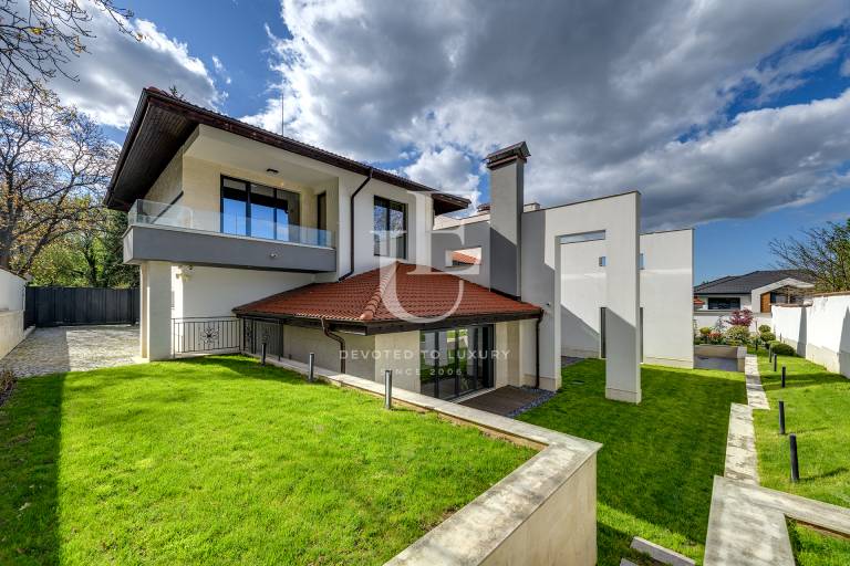 New, modern house in a magnificent location in Dragalevtci Qt.
