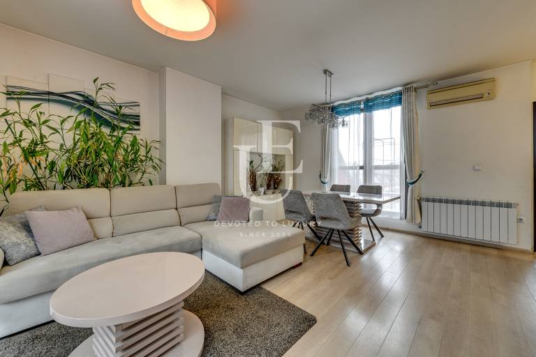 Четиристаен апартамент за продажба на ул. Дойран