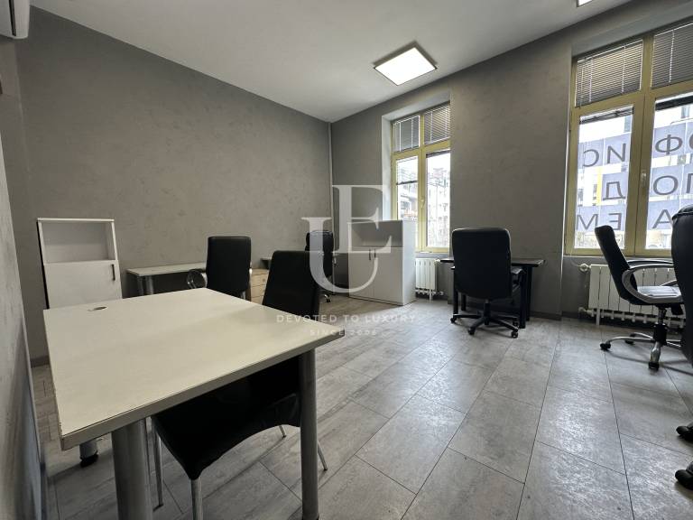 Very sunny office on Dondukov blvd. 