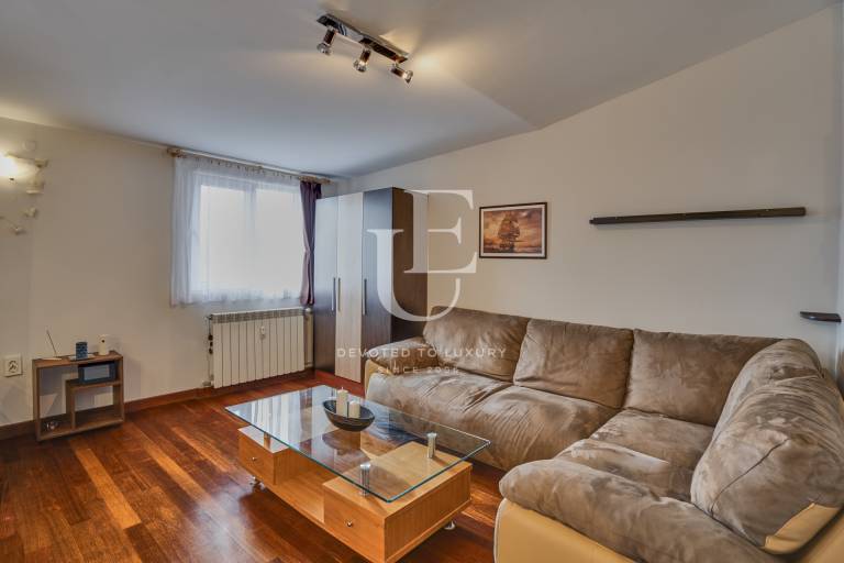 Mansard apartment on G. S. Rakovski Street for rent