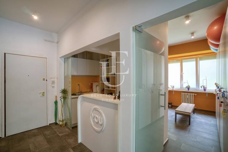 Multifunctional apartment for sale on Gurko Street