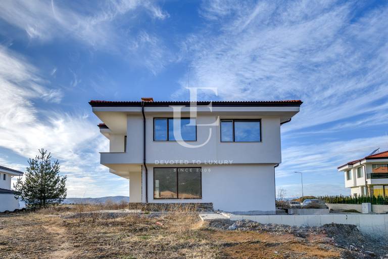 Brand new house in the nature for sale