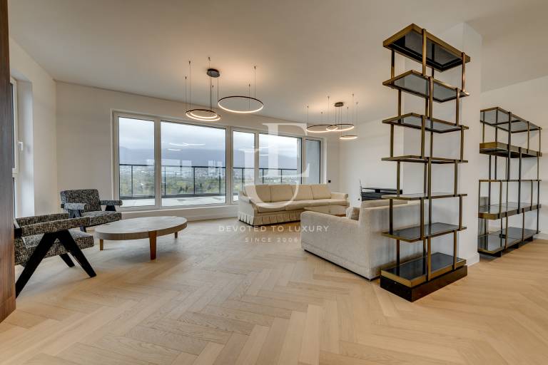 Stylish apartment with 3 bedrooms 