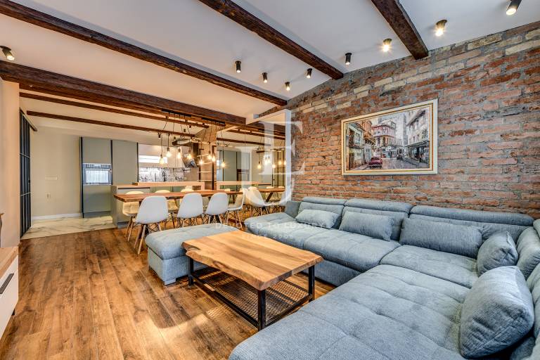 Two-bedroom apartment in Lozenets 