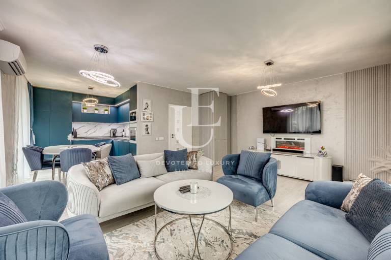 Дизайнерски тристаен апартамент в бутикова сграда в кв. Симеоново