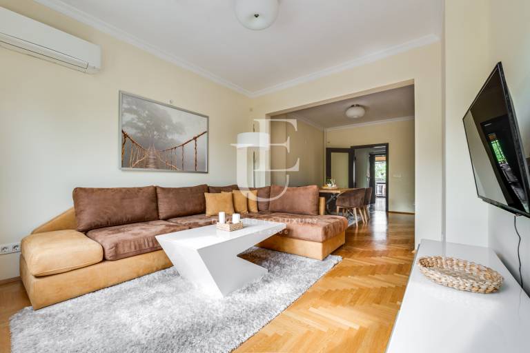 Cozy two-room apartment for rent on Vitosha Blvd