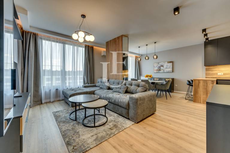 Brand-new spacious apartment with an amazing terrace