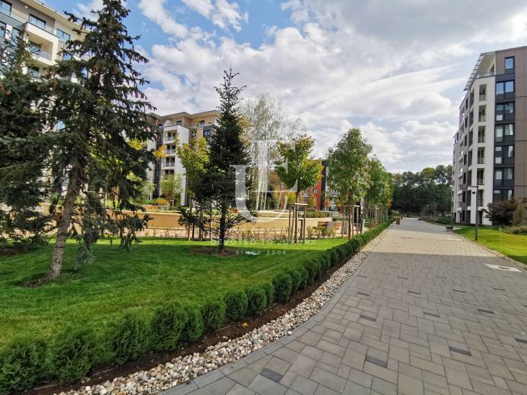 New elegant apartment in a complex in Lozenets