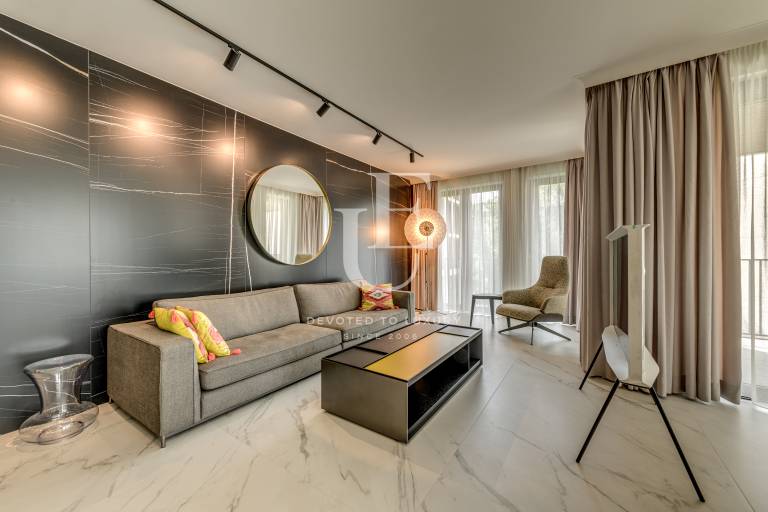 Exclusive three bedroom apartment in most prestigious complex 