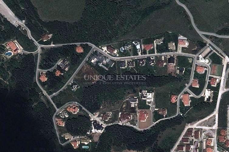 Unique plot with forest for sale in a prestigious gated complex