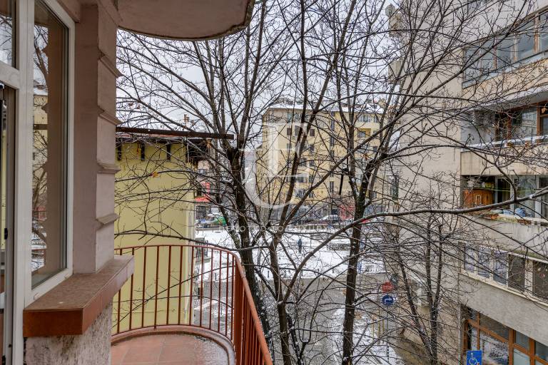 Multi-room apartment in the center of Sofia