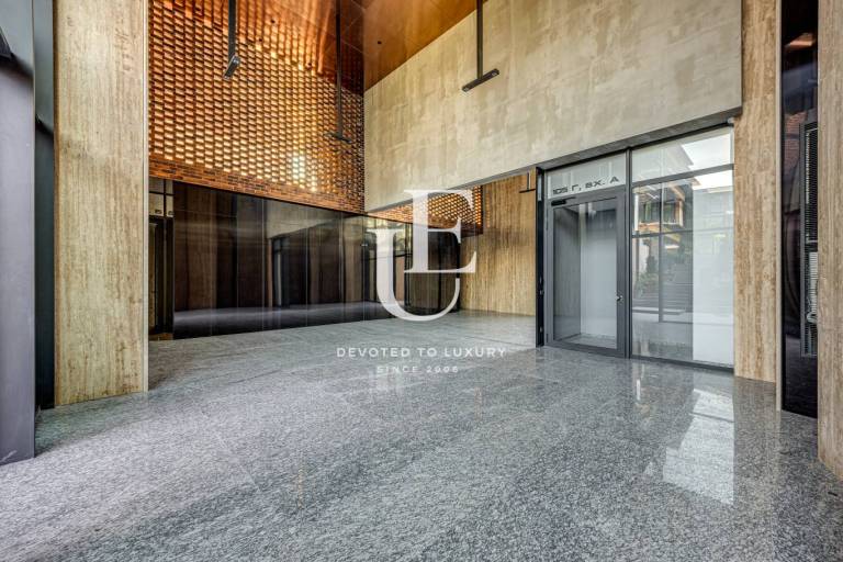 Прекрасен и просторен апартамент в комплекс Кошер, с акт 16