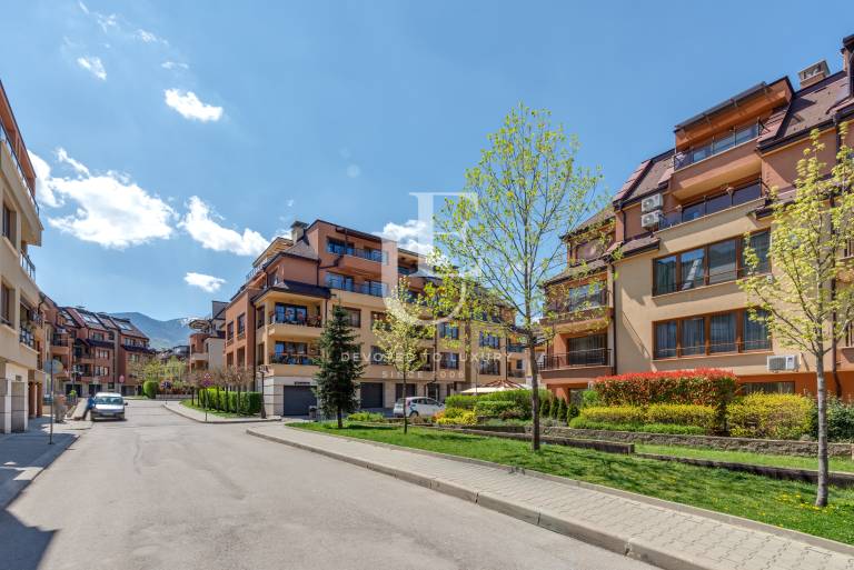 Cozy two-bedroom apartment for sale in Vitosha area