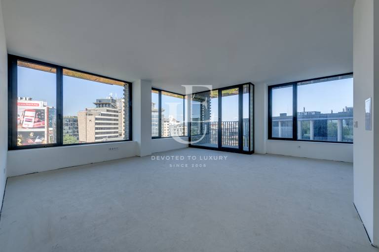 Office for sale in complex KOSHER